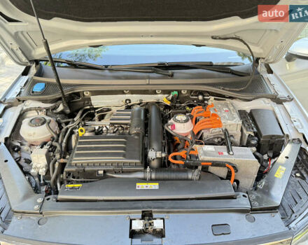 Сірий Фольксваген Пассат, об'ємом двигуна 1.4 л та пробігом 162 тис. км за 24999 $, фото 38 на Automoto.ua