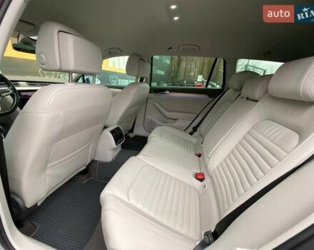 Серый Фольксваген Пассат, объемом двигателя 1.97 л и пробегом 156 тыс. км за 24300 $, фото 32 на Automoto.ua