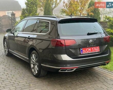 Серый Фольксваген Пассат, объемом двигателя 2 л и пробегом 219 тыс. км за 24308 $, фото 3 на Automoto.ua