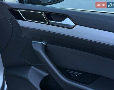 Серый Фольксваген Пассат, объемом двигателя 1.97 л и пробегом 179 тыс. км за 20900 $, фото 49 на Automoto.ua