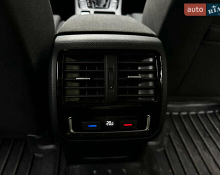 Фольксваген Пассат 2021 в Житомире на Automoto.ua Серый Фольксваген Пассат, объемом двигателя 1.97 л и пробегом 186 тыс. км за 24000 $, фото 28 на Automoto.ua