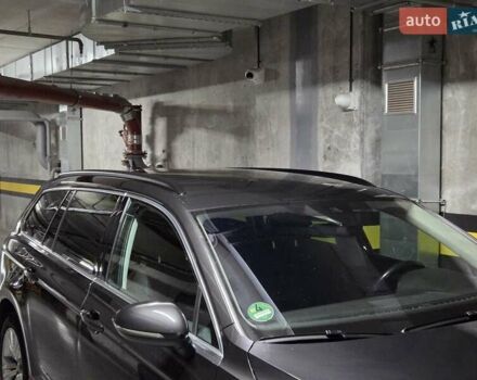 Сірий Фольксваген Пассат, об'ємом двигуна 2 л та пробігом 179 тис. км за 22990 $, фото 32 на Automoto.ua