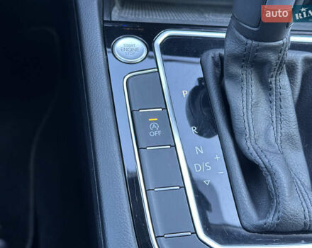 Серый Фольксваген Пассат, объемом двигателя 2 л и пробегом 208 тыс. км за 21999 $, фото 90 на Automoto.ua