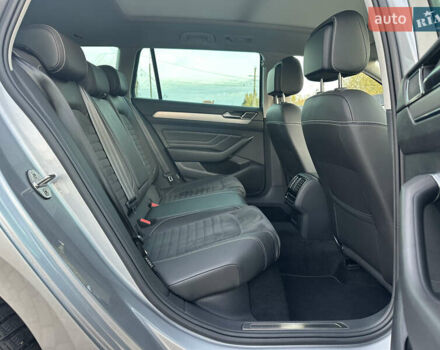 Сірий Фольксваген Пассат, об'ємом двигуна 1.97 л та пробігом 226 тис. км за 23999 $, фото 48 на Automoto.ua