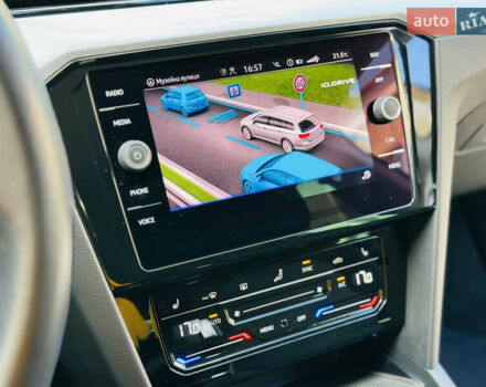 Серый Фольксваген Пассат, объемом двигателя 1.97 л и пробегом 187 тыс. км за 22999 $, фото 17 на Automoto.ua