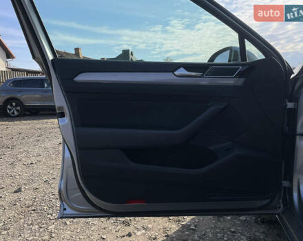 Серый Фольксваген Пассат, объемом двигателя 2 л и пробегом 195 тыс. км за 20954 $, фото 21 на Automoto.ua