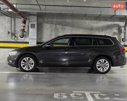 Сірий Фольксваген Пассат, об'ємом двигуна 2 л та пробігом 179 тис. км за 22990 $, фото 58 на Automoto.ua