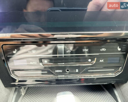 Серый Фольксваген Пассат, объемом двигателя 1.97 л и пробегом 230 тыс. км за 23999 $, фото 42 на Automoto.ua