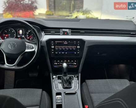 Фольксваген Пассат 2021 в Стрые на Automoto.ua Серый Фольксваген Пассат, объемом двигателя 1.97 л и пробегом 190 тыс. км за 19999 $, фото 18 на Automoto.ua