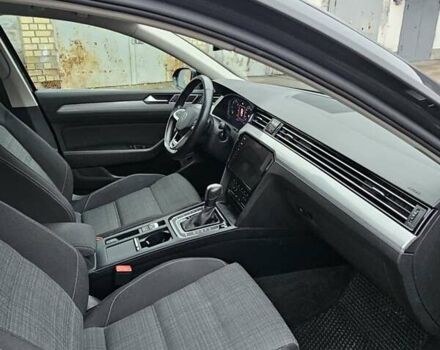 Серый Фольксваген Пассат, объемом двигателя 1.97 л и пробегом 220 тыс. км за 18500 $, фото 30 на Automoto.ua