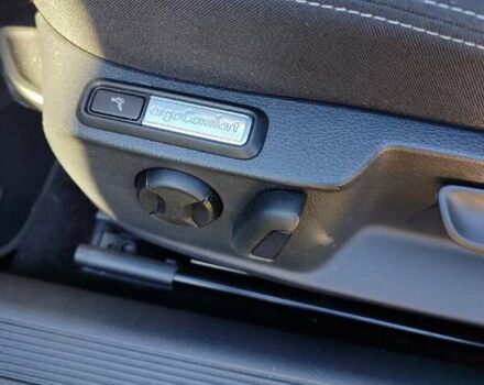 Серый Фольксваген Пассат, объемом двигателя 1.97 л и пробегом 198 тыс. км за 21000 $, фото 18 на Automoto.ua