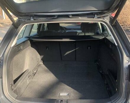 Сірий Фольксваген Пассат, об'ємом двигуна 2 л та пробігом 135 тис. км за 27714 $, фото 4 на Automoto.ua