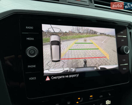 Сірий Фольксваген Пассат, об'ємом двигуна 2 л та пробігом 220 тис. км за 23975 $, фото 22 на Automoto.ua