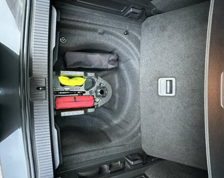 Серый Фольксваген Пассат, объемом двигателя 1.97 л и пробегом 216 тыс. км за 22999 $, фото 22 на Automoto.ua