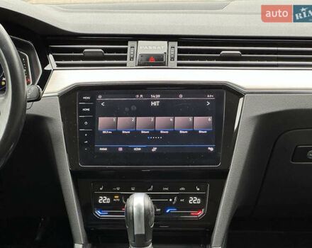 Серый Фольксваген Пассат, объемом двигателя 2 л и пробегом 181 тыс. км за 26499 $, фото 90 на Automoto.ua