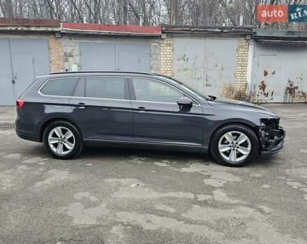 Серый Фольксваген Пассат, объемом двигателя 1.97 л и пробегом 220 тыс. км за 18500 $, фото 14 на Automoto.ua