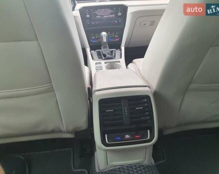 Серый Фольксваген Пассат, объемом двигателя 1.97 л и пробегом 153 тыс. км за 29200 $, фото 2 на Automoto.ua