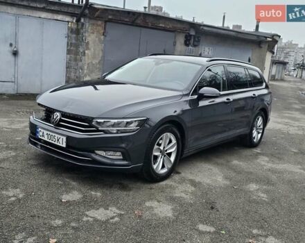 Серый Фольксваген Пассат, объемом двигателя 1.97 л и пробегом 220 тыс. км за 18500 $, фото 2 на Automoto.ua