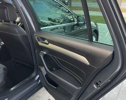 Серый Фольксваген Пассат, объемом двигателя 1.97 л и пробегом 180 тыс. км за 24999 $, фото 31 на Automoto.ua