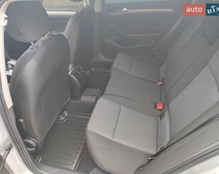 Серый Фольксваген Пассат, объемом двигателя 1.97 л и пробегом 210 тыс. км за 20000 $, фото 40 на Automoto.ua