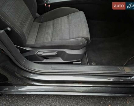 Сірий Фольксваген Пассат, об'ємом двигуна 2 л та пробігом 179 тис. км за 22990 $, фото 144 на Automoto.ua