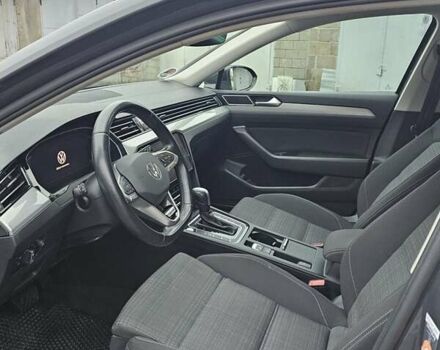 Серый Фольксваген Пассат, объемом двигателя 1.97 л и пробегом 220 тыс. км за 18500 $, фото 16 на Automoto.ua