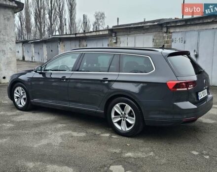 Серый Фольксваген Пассат, объемом двигателя 1.97 л и пробегом 220 тыс. км за 18500 $, фото 6 на Automoto.ua