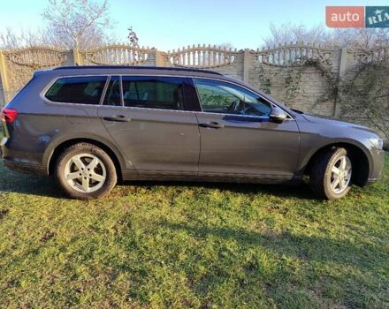 Серый Фольксваген Пассат, объемом двигателя 1.97 л и пробегом 198 тыс. км за 21000 $, фото 10 на Automoto.ua