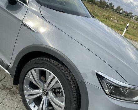 Серый Фольксваген Пассат, объемом двигателя 1.97 л и пробегом 214 тыс. км за 28500 $, фото 4 на Automoto.ua