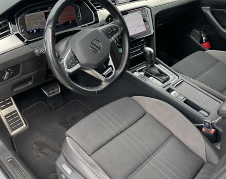 Серый Фольксваген Пассат, объемом двигателя 1.97 л и пробегом 214 тыс. км за 28500 $, фото 27 на Automoto.ua