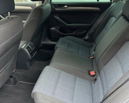 Серый Фольксваген Пассат, объемом двигателя 1.4 л и пробегом 52 тыс. км за 25000 $, фото 13 на Automoto.ua