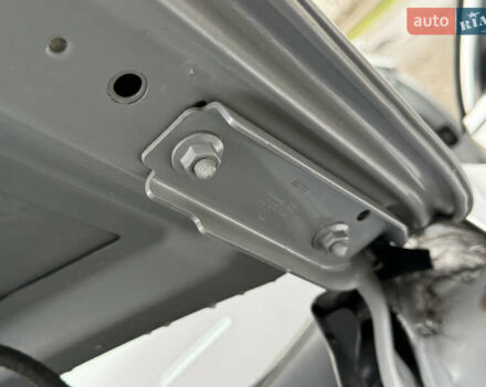 Сірий Фольксваген Пассат, об'ємом двигуна 2 л та пробігом 191 тис. км за 19777 $, фото 136 на Automoto.ua