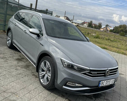 Серый Фольксваген Пассат, объемом двигателя 1.97 л и пробегом 214 тыс. км за 28500 $, фото 3 на Automoto.ua