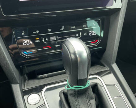 Серый Фольксваген Пассат, объемом двигателя 1.97 л и пробегом 214 тыс. км за 28500 $, фото 25 на Automoto.ua