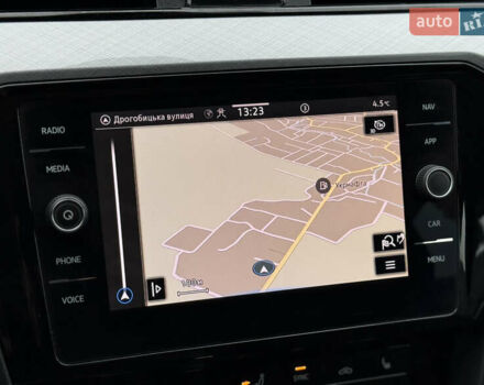 Сірий Фольксваген Пассат, об'ємом двигуна 2 л та пробігом 191 тис. км за 19777 $, фото 116 на Automoto.ua