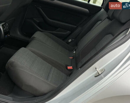 Сірий Фольксваген Пассат, об'ємом двигуна 2 л та пробігом 191 тис. км за 19777 $, фото 73 на Automoto.ua