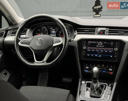 Сірий Фольксваген Пассат, об'ємом двигуна 2 л та пробігом 191 тис. км за 19777 $, фото 93 на Automoto.ua