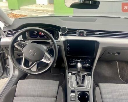 Серый Фольксваген Пассат, объемом двигателя 1.97 л и пробегом 182 тыс. км за 25999 $, фото 16 на Automoto.ua