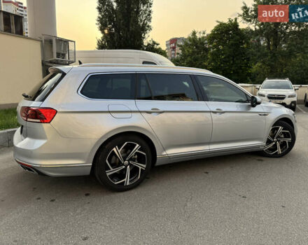 Серый Фольксваген Пассат, объемом двигателя 1.97 л и пробегом 30 тыс. км за 33499 $, фото 5 на Automoto.ua