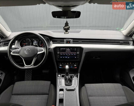 Сірий Фольксваген Пассат, об'ємом двигуна 2 л та пробігом 191 тис. км за 19777 $, фото 90 на Automoto.ua