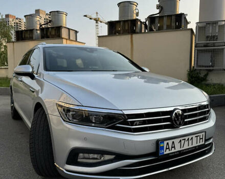 Серый Фольксваген Пассат, объемом двигателя 1.97 л и пробегом 31 тыс. км за 33399 $, фото 1 на Automoto.ua