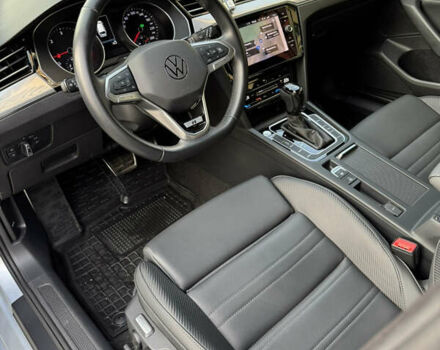 Серый Фольксваген Пассат, объемом двигателя 1.97 л и пробегом 30 тыс. км за 33499 $, фото 12 на Automoto.ua