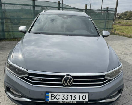 Серый Фольксваген Пассат, объемом двигателя 1.97 л и пробегом 214 тыс. км за 28500 $, фото 2 на Automoto.ua