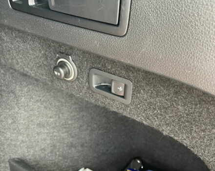 Серый Фольксваген Пассат, объемом двигателя 1.97 л и пробегом 214 тыс. км за 28500 $, фото 17 на Automoto.ua