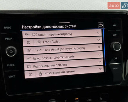 Сірий Фольксваген Пассат, об'ємом двигуна 2 л та пробігом 191 тис. км за 19777 $, фото 113 на Automoto.ua