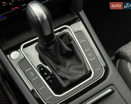 Серый Фольксваген Пассат, объемом двигателя 1.97 л и пробегом 30 тыс. км за 32999 $, фото 23 на Automoto.ua