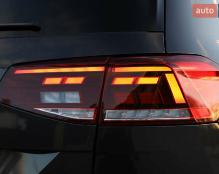 Серый Фольксваген Пассат, объемом двигателя 1.97 л и пробегом 65 тыс. км за 31900 $, фото 25 на Automoto.ua