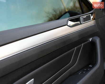 Серый Фольксваген Пассат, объемом двигателя 1.97 л и пробегом 65 тыс. км за 31900 $, фото 89 на Automoto.ua