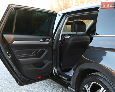 Серый Фольксваген Пассат, объемом двигателя 1.97 л и пробегом 65 тыс. км за 31900 $, фото 108 на Automoto.ua