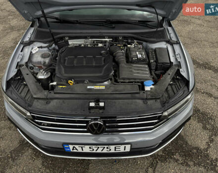 Серый Фольксваген Пассат, объемом двигателя 1.97 л и пробегом 30 тыс. км за 32999 $, фото 13 на Automoto.ua